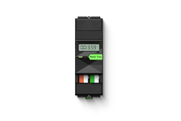 Schmale Ausführung des Loxone Meter Tree Energiezählers mit Display und Anschlussklemmen