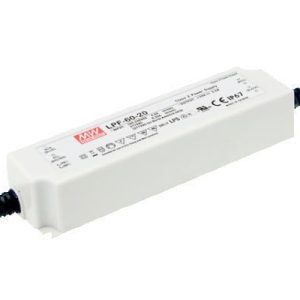 Weißes Mean Well Netzteil LPF-60-20 mit Kabelanschlüssen